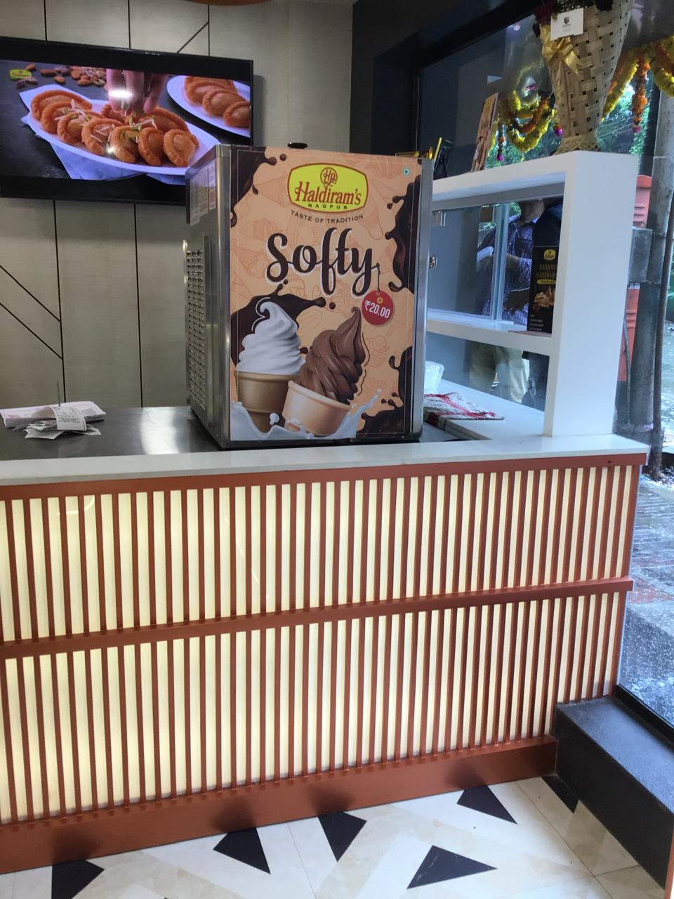 HALDIRAM'S OUTLET